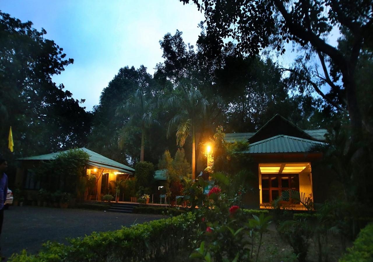 Mpt White Tiger Forest Lodge Tala  Luaran gambar