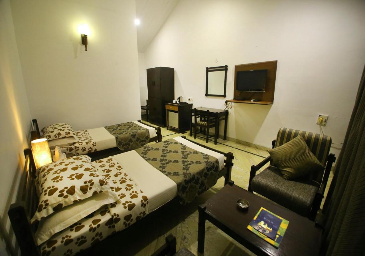 Mpt White Tiger Forest Lodge Tala  Luaran gambar
